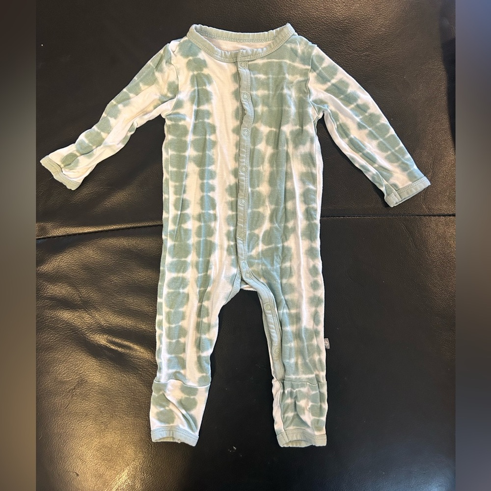 Kyte Baby Button Romper